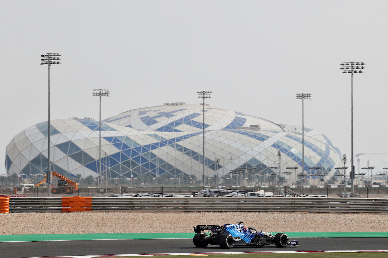 GP QATAR, George Russell (GBR) Williams Racing FW43B.
19.11.2021 Formula 1 World Championship, Rd 20, Qatar Grand Prix, Doha, Qatar, Practice Day.
- www.xpbimages.com, EMail: requests@xpbimages.com © Copyright: Moy / XPB Images