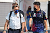 GP QATAR, (L to R): Jost Capito (GER) Williams Racing Chief Executive Officer with Alexander Albon (THA) Red Bull Racing Reserve e Development Driver.
19.11.2021 Formula 1 World Championship, Rd 20, Qatar Grand Prix, Doha, Qatar, Practice Day.
- www.xpbimages.com, EMail: requests@xpbimages.com © Copyright: Batchelor / XPB Images
