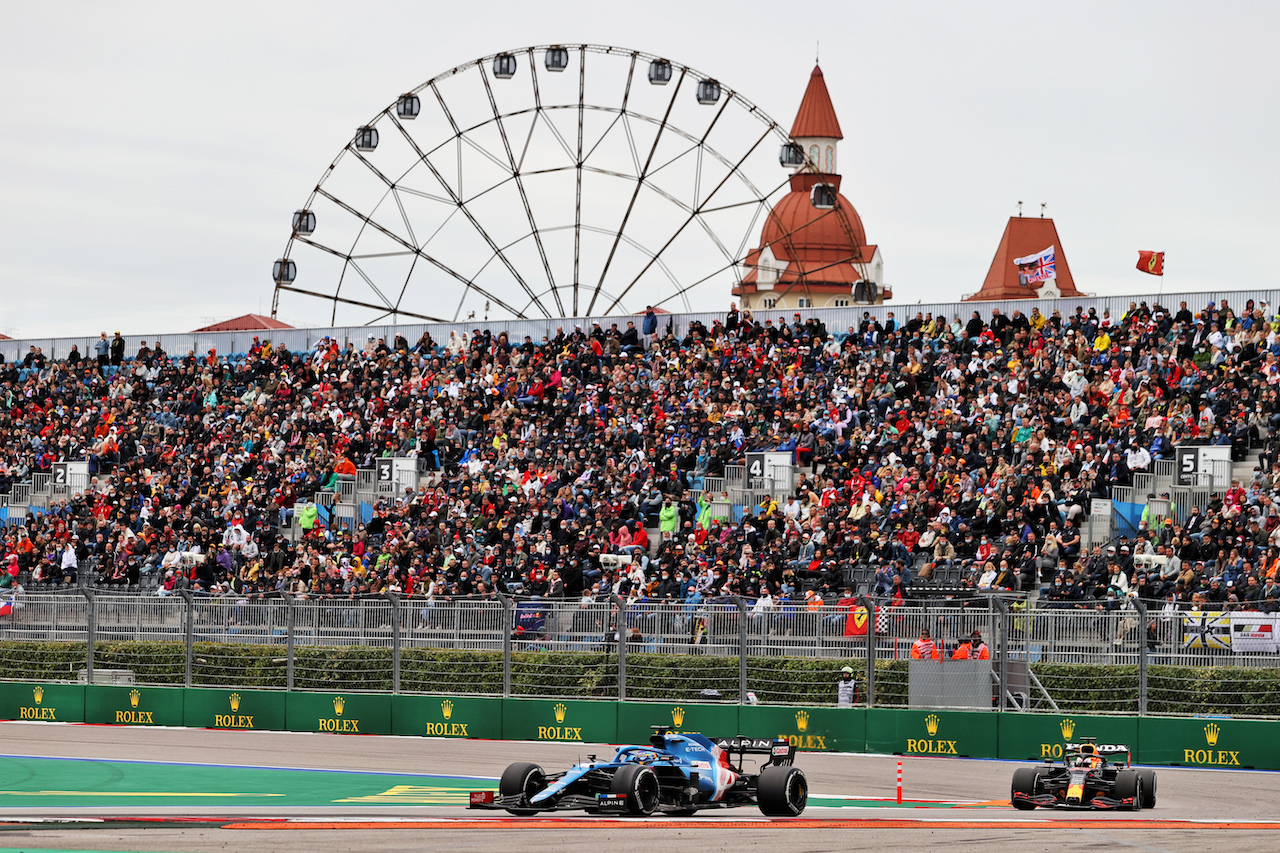GP RUSSIA, Fernando Alonso (ESP) Alpine F1 Team A521.
26.09.2021. Formula 1 World Championship, Rd 15, Russian Grand Prix, Sochi Autodrom, Sochi, Russia, Gara Day.
- www.xpbimages.com, EMail: requests@xpbimages.com © Copyright: Moy / XPB Images