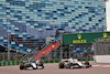 GP RUSSIA, Nicholas Latifi (CDN) Williams Racing FW43B e Nikita Mazepin (RUS) Haas F1 Team VF-21 battle for position.
26.09.2021. Formula 1 World Championship, Rd 15, Russian Grand Prix, Sochi Autodrom, Sochi, Russia, Gara Day.
- www.xpbimages.com, EMail: requests@xpbimages.com © Copyright: Batchelor / XPB Images