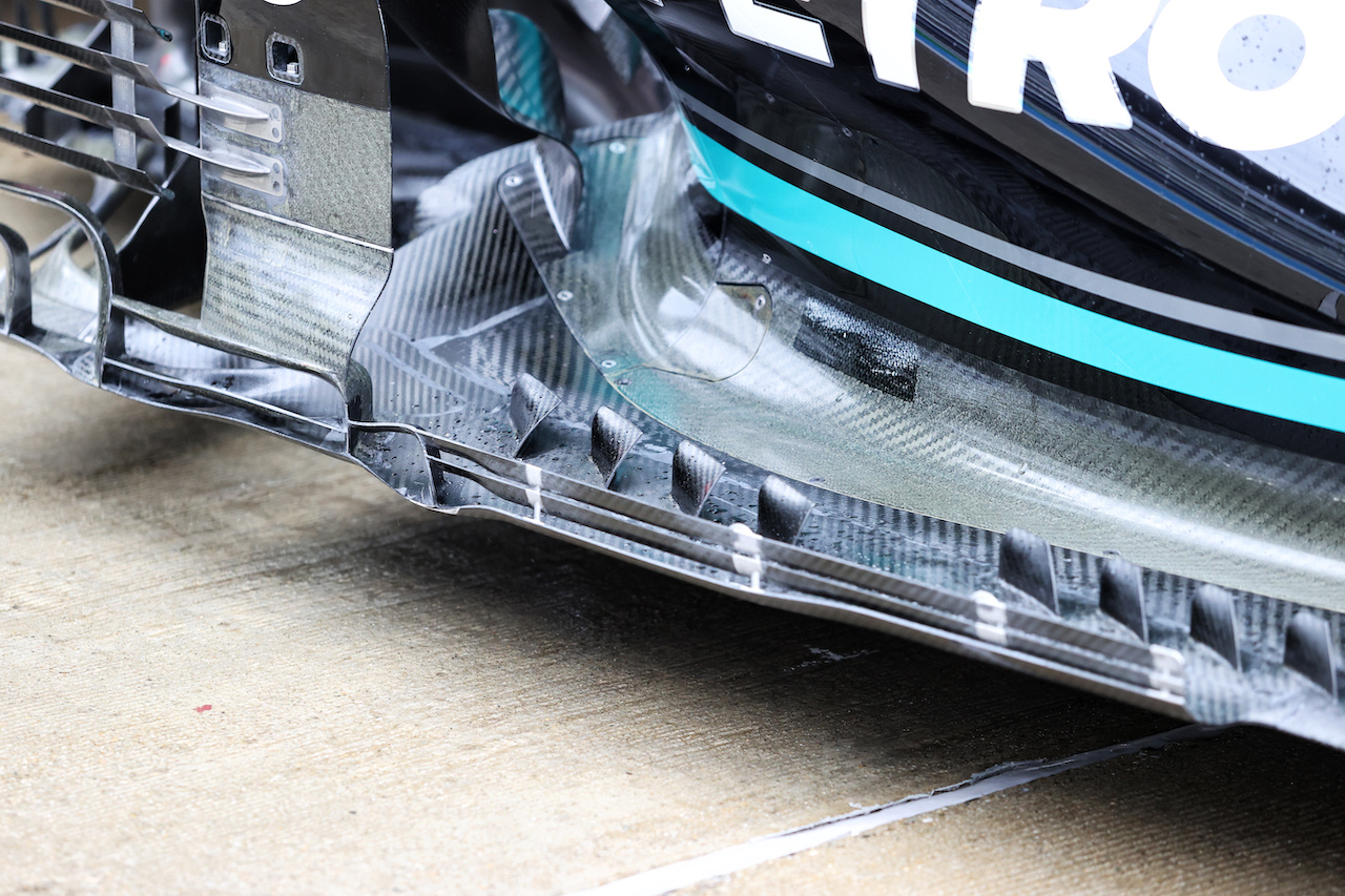 GP RUSSIA, Mercedes AMG F1 W12 floor detail.
23.09.2021. Formula 1 World Championship, Rd 15, Russian Grand Prix, Sochi Autodrom, Sochi, Russia, Preparation Day.
- www.xpbimages.com, EMail: requests@xpbimages.com © Copyright: Moy / XPB Images
