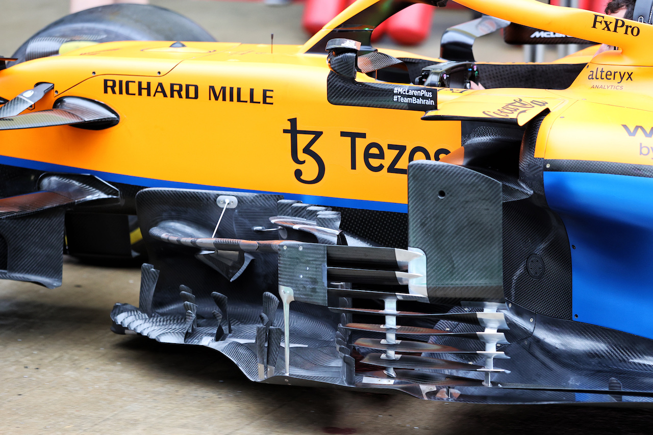GP RUSSIA, McLaren MCL35M sidepod detail.
23.09.2021. Formula 1 World Championship, Rd 15, Russian Grand Prix, Sochi Autodrom, Sochi, Russia, Preparation Day.
- www.xpbimages.com, EMail: requests@xpbimages.com © Copyright: Moy / XPB Images