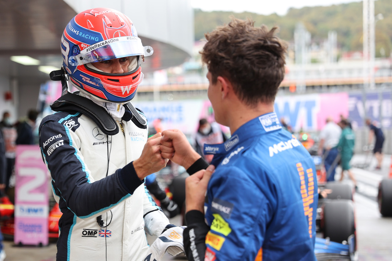 GP RUSSIA, George Russell (GBR) Williams Racing FW43B e Lando Norris (GBR) McLaren MCL35M.
25.09.2021. Formula 1 World Championship, Rd 15, Russian Grand Prix, Sochi Autodrom, Sochi, Russia, Qualifiche Day.
- www.xpbimages.com, EMail: requests@xpbimages.com © Copyright: Batchelor / XPB Images