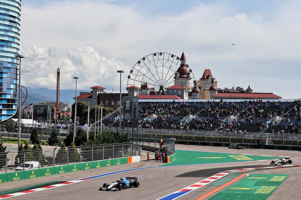 GP RUSSIA, Nicholas Latifi (CDN) Williams Racing FW43B.
24.09.2021. Formula 1 World Championship, Rd 15, Russian Grand Prix, Sochi Autodrom, Sochi, Russia, Practice Day.
- www.xpbimages.com, EMail: requests@xpbimages.com © Copyright: Moy / XPB Images