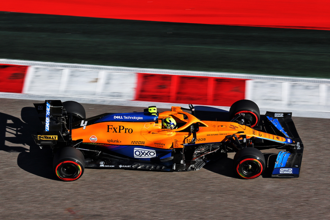 GP RUSSIA, Lando Norris (GBR) McLaren MCL35M.
24.09.2021. Formula 1 World Championship, Rd 15, Russian Grand Prix, Sochi Autodrom, Sochi, Russia, Practice Day.
- www.xpbimages.com, EMail: requests@xpbimages.com © Copyright: Batchelor / XPB Images