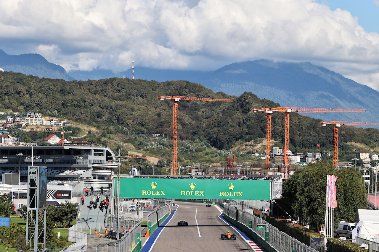 GP RUSSIA, Lando Norris (GBR) McLaren MCL35M.
24.09.2021. Formula 1 World Championship, Rd 15, Russian Grand Prix, Sochi Autodrom, Sochi, Russia, Practice Day.
- www.xpbimages.com, EMail: requests@xpbimages.com © Copyright: Moy / XPB Images