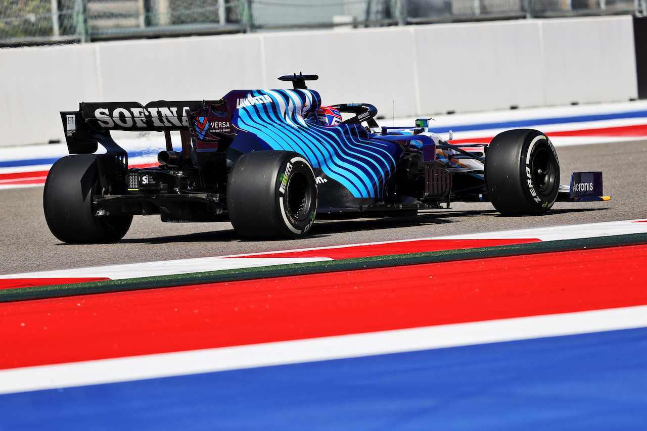GP RUSSIA, George Russell (GBR) Williams Racing FW43B.
24.09.2021. Formula 1 World Championship, Rd 15, Russian Grand Prix, Sochi Autodrom, Sochi, Russia, Practice Day.
- www.xpbimages.com, EMail: requests@xpbimages.com © Copyright: Moy / XPB Images