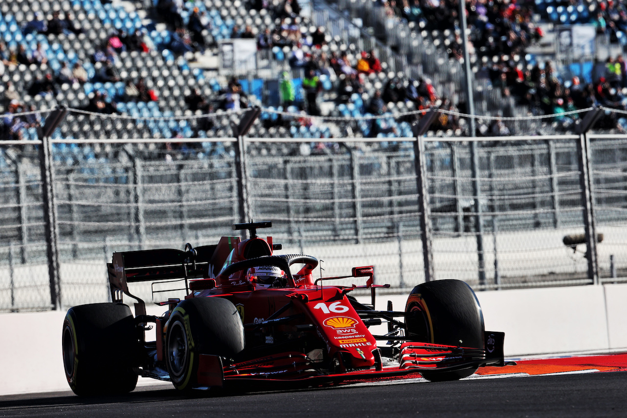 GP RUSSIA, Charles Leclerc (MON) Ferrari SF-21.
24.09.2021. Formula 1 World Championship, Rd 15, Russian Grand Prix, Sochi Autodrom, Sochi, Russia, Practice Day.
- www.xpbimages.com, EMail: requests@xpbimages.com © Copyright: Batchelor / XPB Images