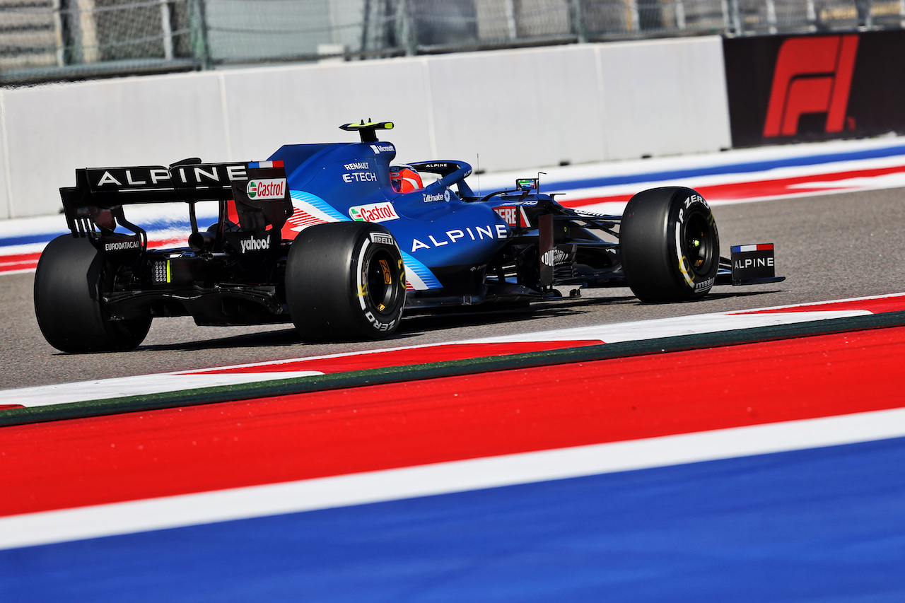 GP RUSSIA, Esteban Ocon (FRA) Alpine F1 Team A521.
24.09.2021. Formula 1 World Championship, Rd 15, Russian Grand Prix, Sochi Autodrom, Sochi, Russia, Practice Day.
- www.xpbimages.com, EMail: requests@xpbimages.com © Copyright: Moy / XPB Images
