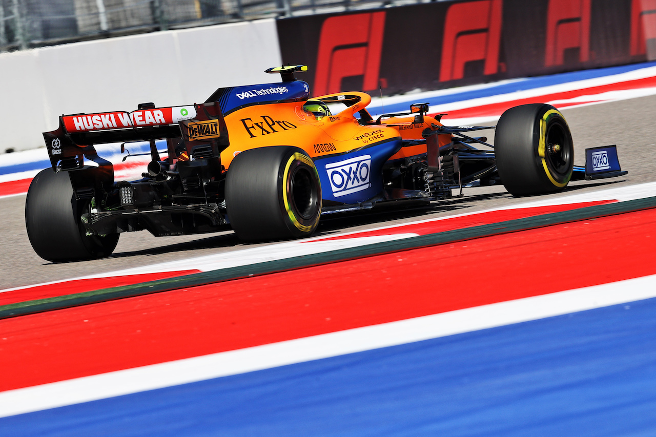 GP RUSSIA, Lando Norris (GBR) McLaren MCL35M.
24.09.2021. Formula 1 World Championship, Rd 15, Russian Grand Prix, Sochi Autodrom, Sochi, Russia, Practice Day.
- www.xpbimages.com, EMail: requests@xpbimages.com © Copyright: Moy / XPB Images