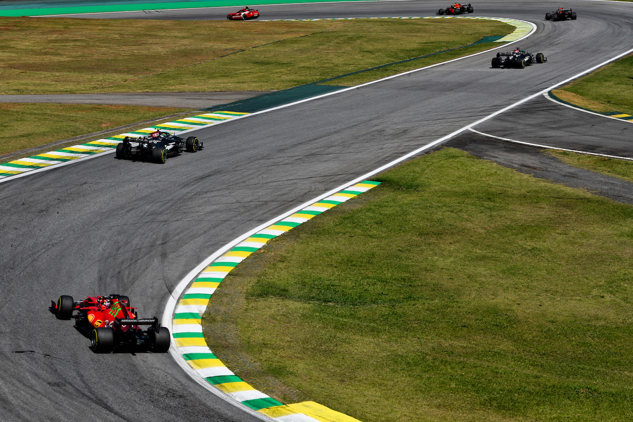 GP SAN PAOLO, Charles Leclerc (MON) Ferrari SF-21.
14.11.2021. Formula 1 World Championship, Rd 19, Brazilian Grand Prix, Sao Paulo, Brazil, Gara Day.
- www.xpbimages.com, EMail: requests@xpbimages.com © Copyright: Carezzevoli / XPB Images