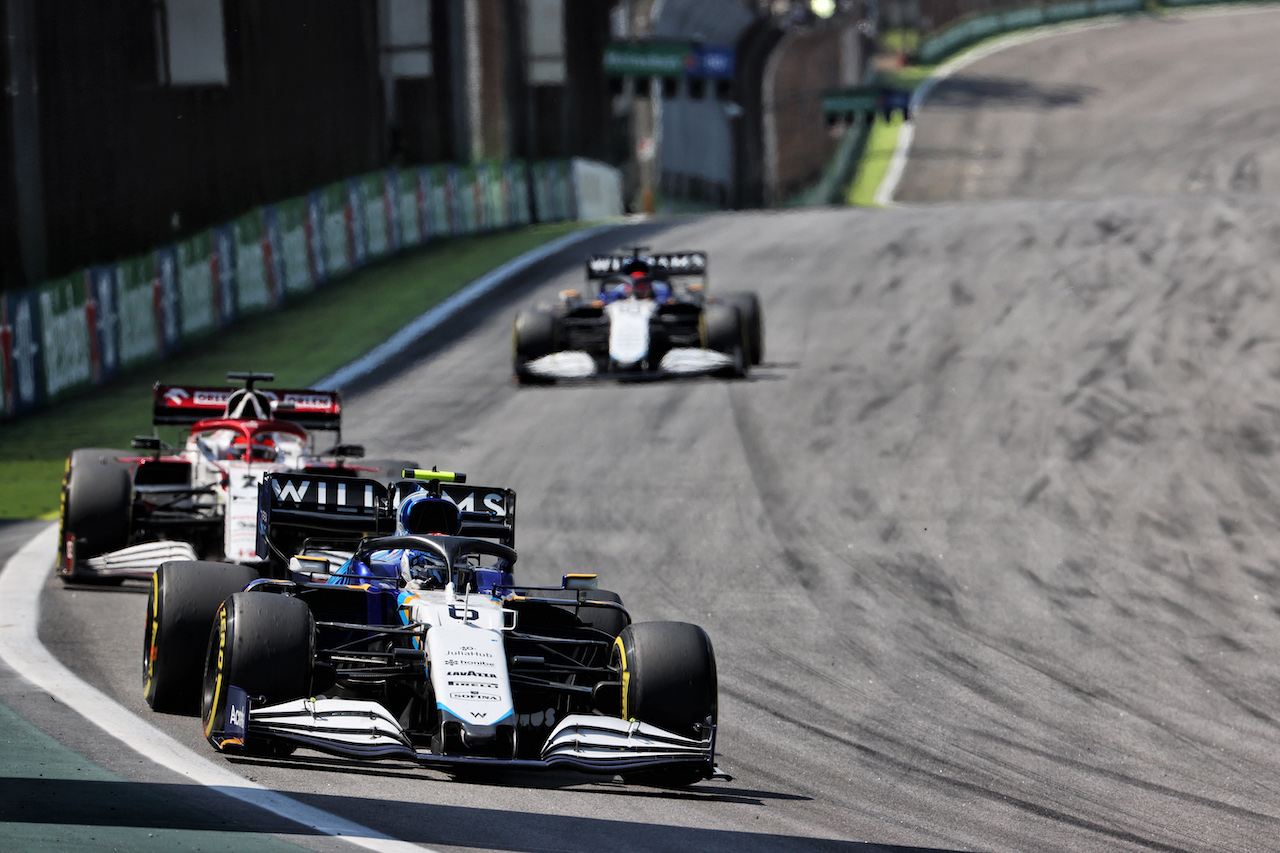 GP SAN PAOLO, Nicholas Latifi (CDN) Williams Racing FW43B.
14.11.2021. Formula 1 World Championship, Rd 19, Brazilian Grand Prix, Sao Paulo, Brazil, Gara Day.
- www.xpbimages.com, EMail: requests@xpbimages.com © Copyright: Batchelor / XPB Images