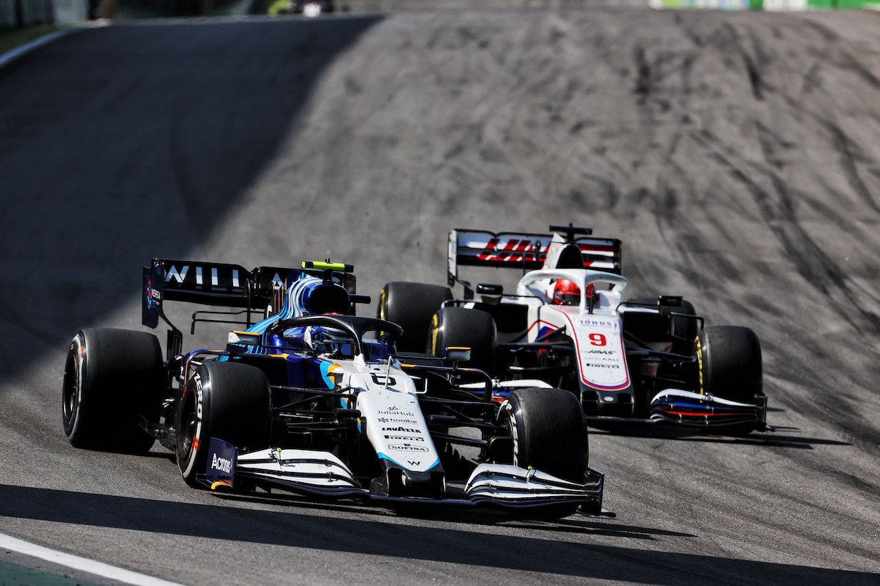 GP SAN PAOLO, Nicholas Latifi (CDN) Williams Racing FW43B.
14.11.2021. Formula 1 World Championship, Rd 19, Brazilian Grand Prix, Sao Paulo, Brazil, Gara Day.
- www.xpbimages.com, EMail: requests@xpbimages.com © Copyright: Batchelor / XPB Images