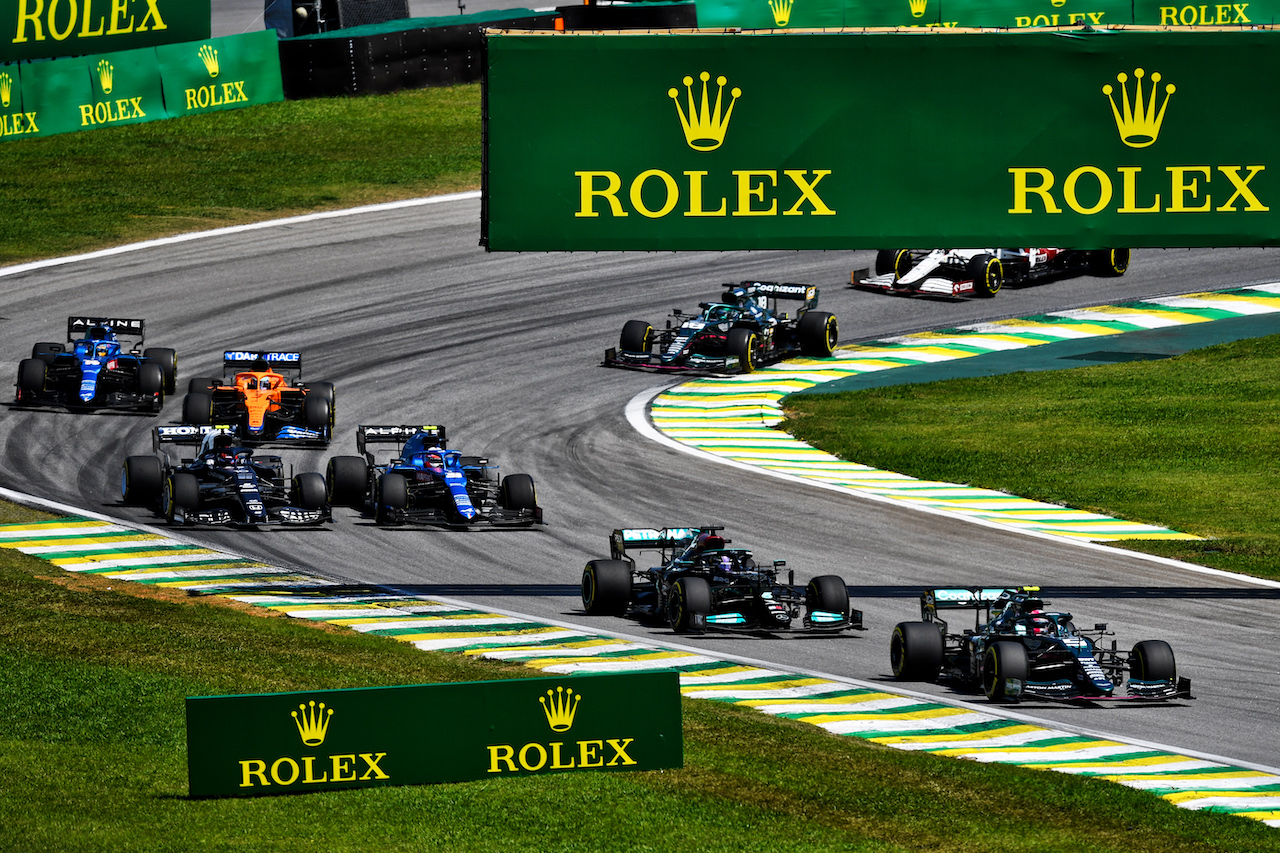 GP SAN PAOLO, Sebastian Vettel (GER) Aston Martin F1 Team AMR21.
14.11.2021. Formula 1 World Championship, Rd 19, Brazilian Grand Prix, Sao Paulo, Brazil, Gara Day.
- www.xpbimages.com, EMail: requests@xpbimages.com © Copyright: Carezzevoli / XPB Images