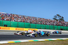 GP SAN PAOLO, Kimi Raikkonen (FIN) Alfa Romeo Racing C41 e Nicholas Latifi (CDN) Williams Racing FW43B battle for position.
14.11.2021. Formula 1 World Championship, Rd 19, Brazilian Grand Prix, Sao Paulo, Brazil, Gara Day.
- www.xpbimages.com, EMail: requests@xpbimages.com © Copyright: XPB Images