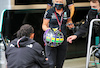 GP SAN PAOLO, Angela Cullen (NZL) Mercedes AMG F1 Physiotherapist with the helmet of Lewis Hamilton (GBR) Mercedes AMG F1.
11.11.2021. Formula 1 World Championship, Rd 19, Brazilian Grand Prix, Sao Paulo, Brazil, Preparation Day.
- www.xpbimages.com, EMail: requests@xpbimages.com © Copyright: XPB Images