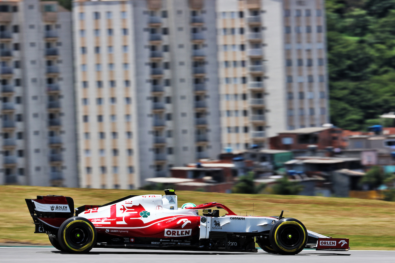 GP SAN PAOLO, Antonio Giovinazzi (ITA) Alfa Romeo Racing C41.
13.11.2021. Formula 1 World Championship, Rd 19, Brazilian Grand Prix, Sao Paulo, Brazil, Sprint Gara Day.
- www.xpbimages.com, EMail: requests@xpbimages.com © Copyright: Batchelor / XPB Images