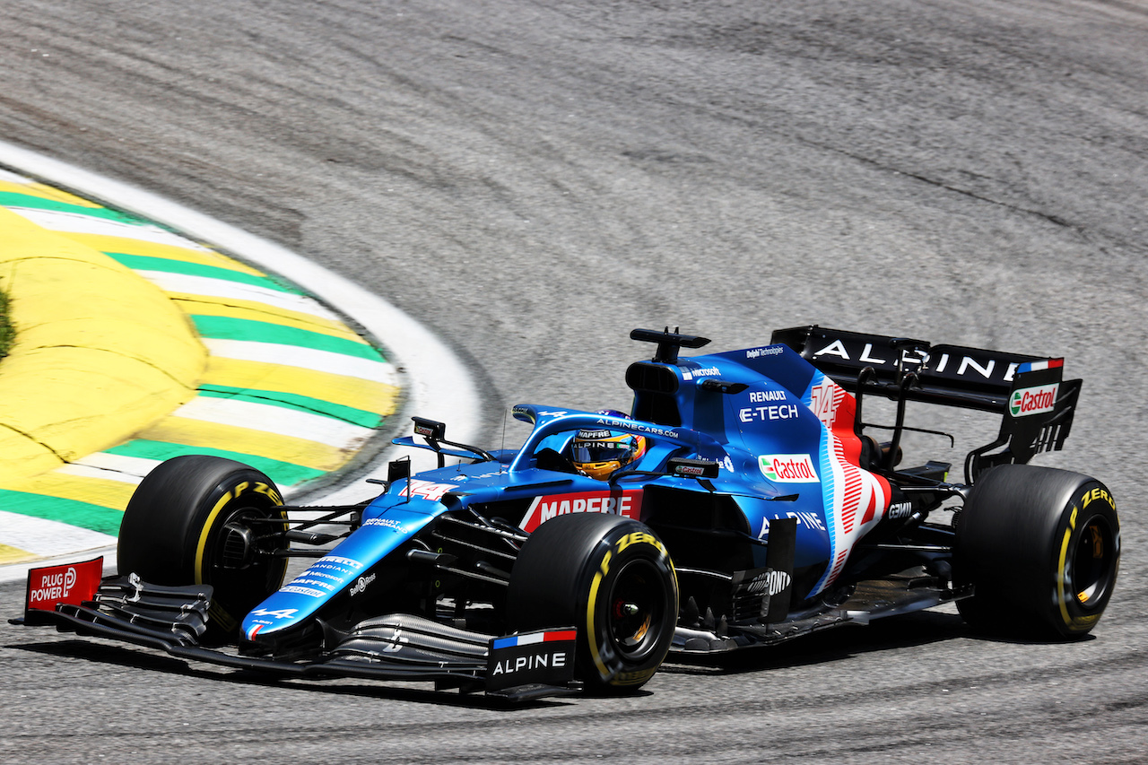 GP SAN PAOLO, Fernando Alonso (ESP) Alpine F1 Team A521.
13.11.2021. Formula 1 World Championship, Rd 19, Brazilian Grand Prix, Sao Paulo, Brazil, Sprint Gara Day.
- www.xpbimages.com, EMail: requests@xpbimages.com © Copyright: Batchelor / XPB Images