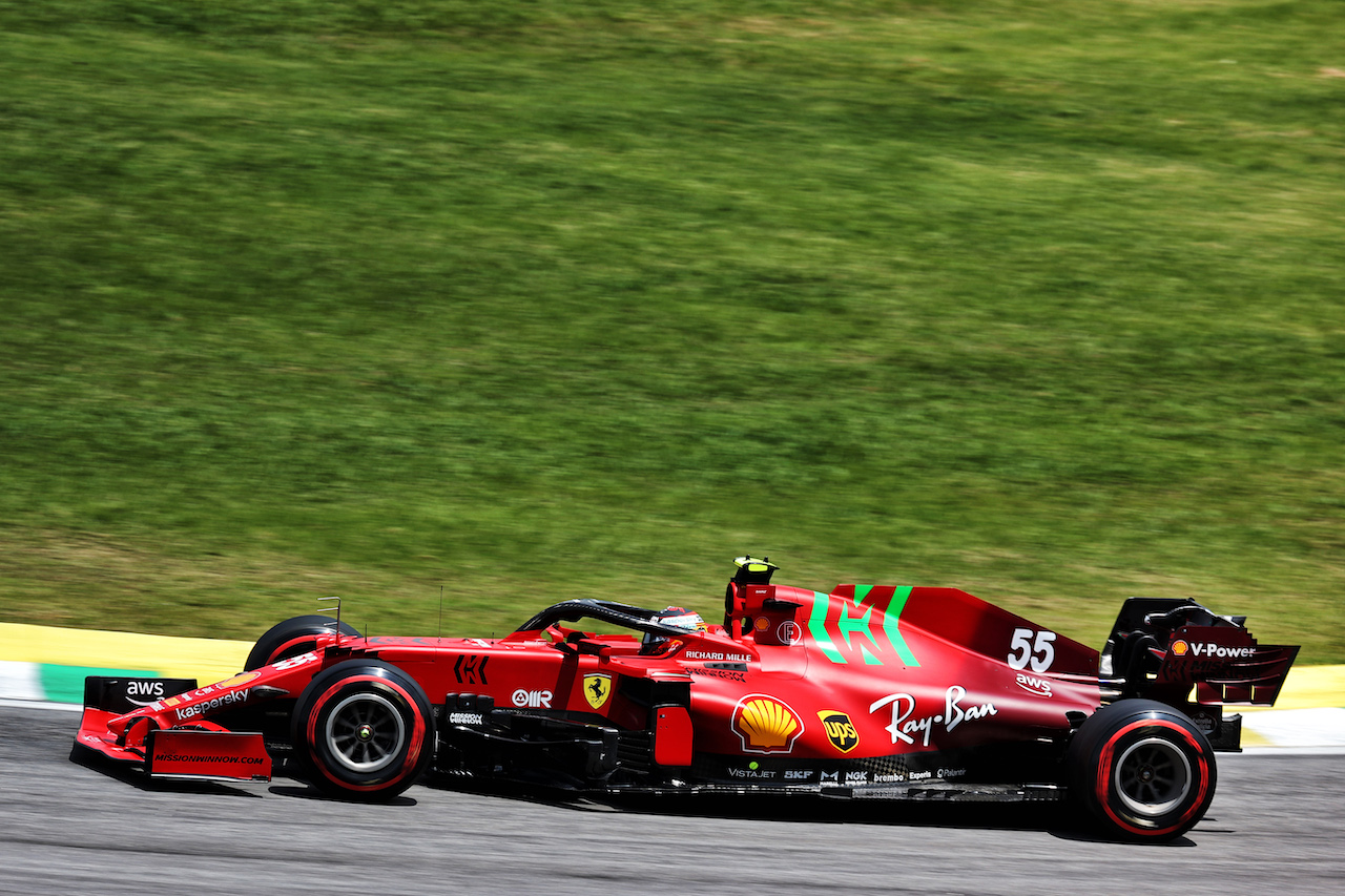 GP SAN PAOLO, Carlos Sainz Jr (ESP) Ferrari SF-21.
13.11.2021. Formula 1 World Championship, Rd 19, Brazilian Grand Prix, Sao Paulo, Brazil, Sprint Gara Day.
- www.xpbimages.com, EMail: requests@xpbimages.com © Copyright: Batchelor / XPB Images