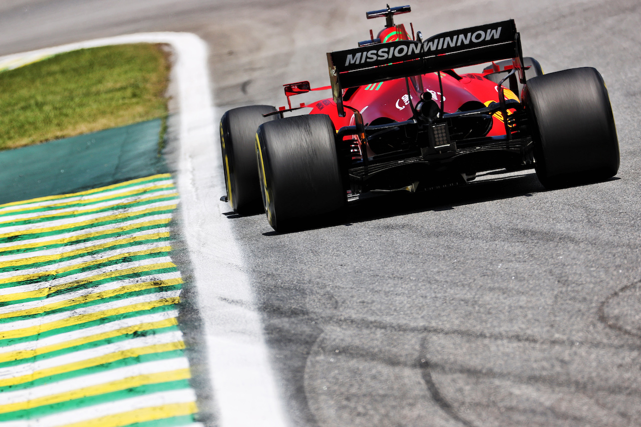 GP SAN PAOLO, Charles Leclerc (MON) Ferrari SF-21.
13.11.2021. Formula 1 World Championship, Rd 19, Brazilian Grand Prix, Sao Paulo, Brazil, Sprint Gara Day.
- www.xpbimages.com, EMail: requests@xpbimages.com © Copyright: Batchelor / XPB Images