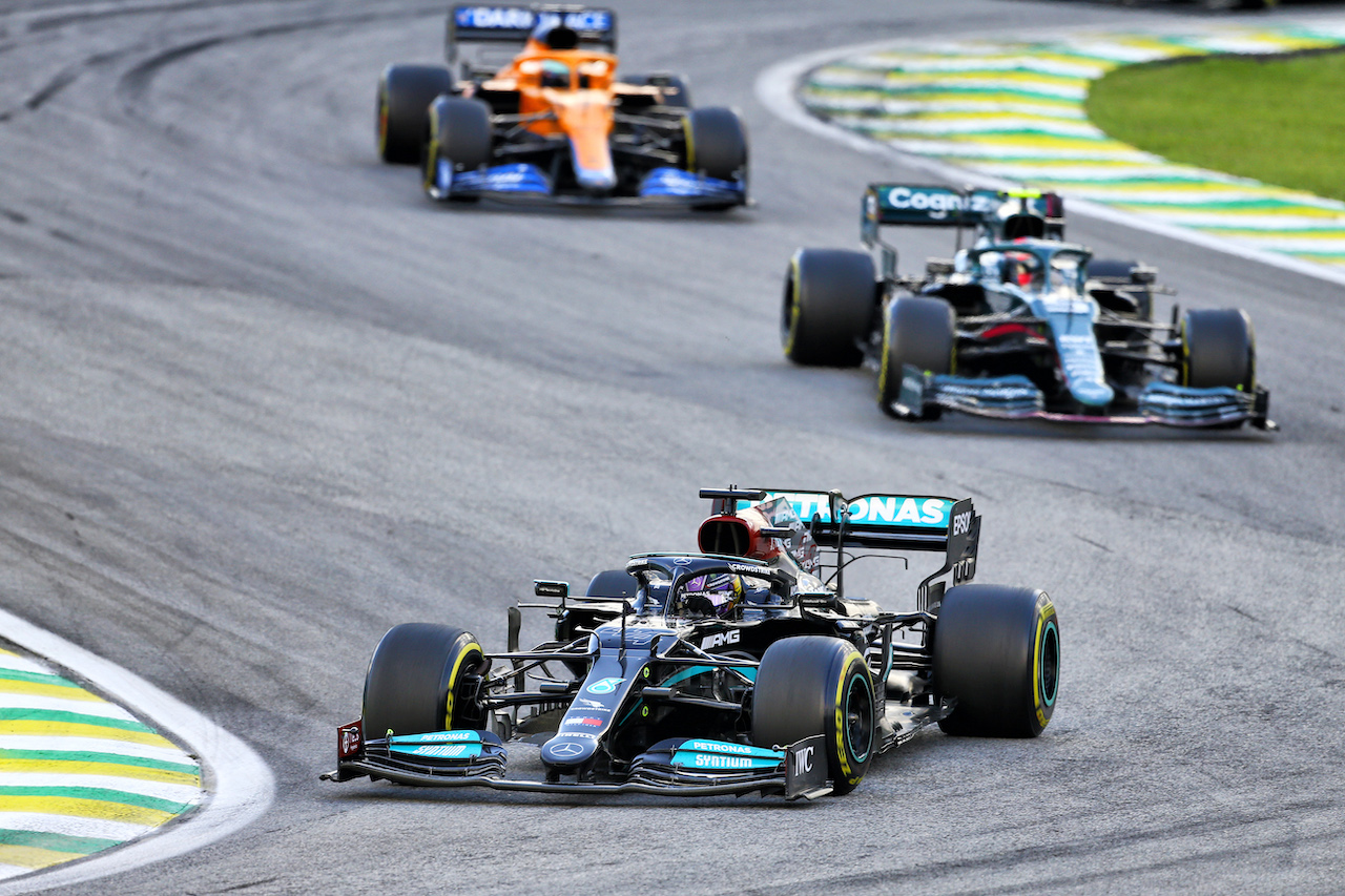 GP SAN PAOLO, Lewis Hamilton (GBR) Mercedes AMG F1 W12.
13.11.2021. Formula 1 World Championship, Rd 19, Brazilian Grand Prix, Sao Paulo, Brazil, Sprint Gara Day.
- www.xpbimages.com, EMail: requests@xpbimages.com © Copyright: XPB Images