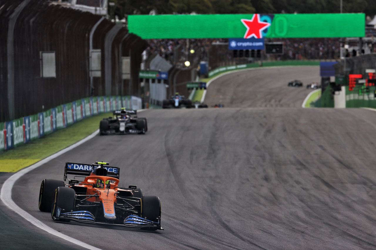 GP SAN PAOLO, Lando Norris (GBR) McLaren MCL35M.
13.11.2021. Formula 1 World Championship, Rd 19, Brazilian Grand Prix, Sao Paulo, Brazil, Sprint Gara Day.
- www.xpbimages.com, EMail: requests@xpbimages.com © Copyright: Batchelor / XPB Images