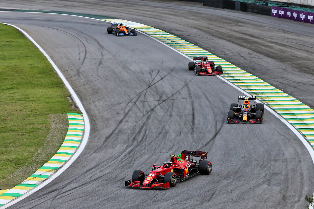 GP SAN PAOLO, Carlos Sainz Jr (ESP) Ferrari SF-21.
13.11.2021. Formula 1 World Championship, Rd 19, Brazilian Grand Prix, Sao Paulo, Brazil, Sprint Gara Day.
- www.xpbimages.com, EMail: requests@xpbimages.com © Copyright: XPB Images