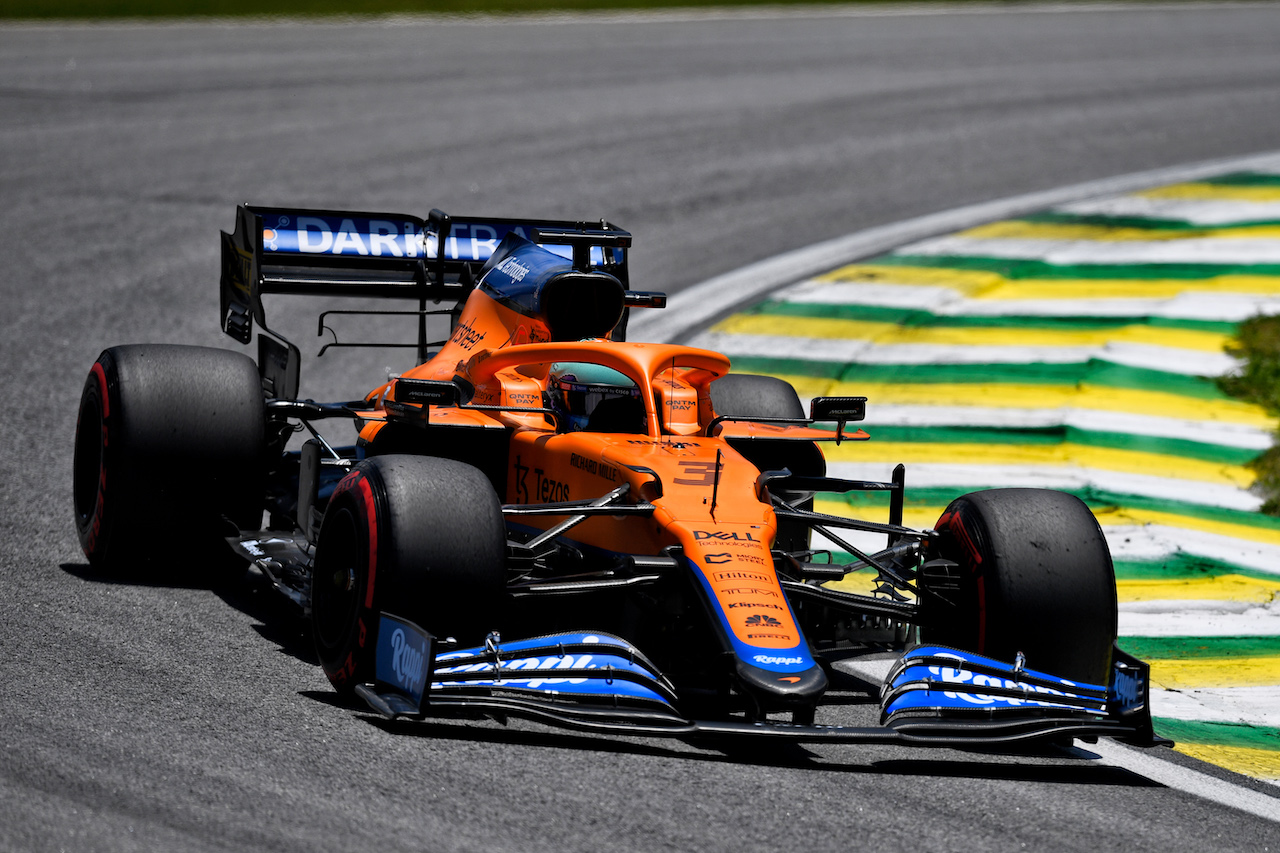 GP SAN PAOLO, Daniel Ricciardo (AUS) McLaren MCL35M.
13.11.2021. Formula 1 World Championship, Rd 19, Brazilian Grand Prix, Sao Paulo, Brazil, Sprint Gara Day.
- www.xpbimages.com, EMail: requests@xpbimages.com © Copyright: Carezzevoli / XPB Images