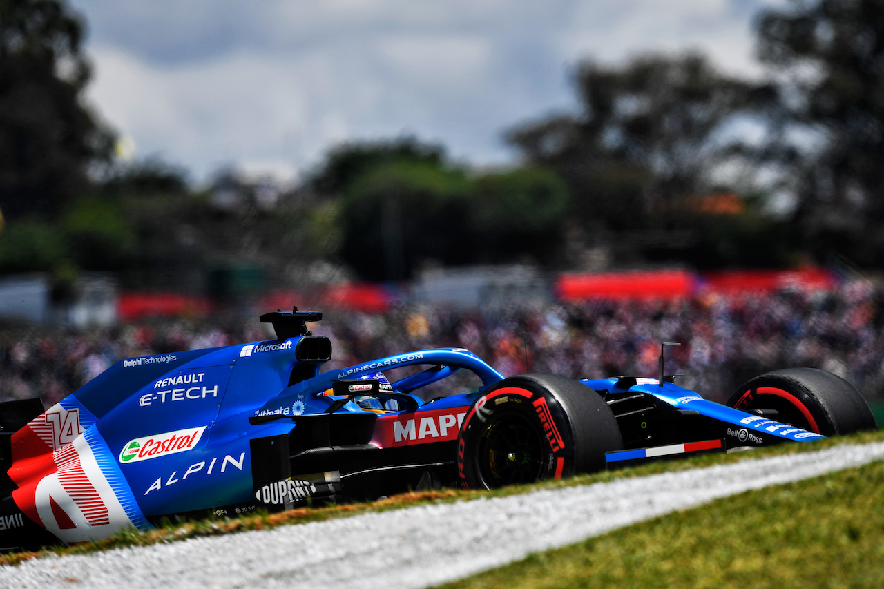 GP SAN PAOLO, Fernando Alonso (ESP) Alpine F1 Team A521.
13.11.2021. Formula 1 World Championship, Rd 19, Brazilian Grand Prix, Sao Paulo, Brazil, Sprint Gara Day.
- www.xpbimages.com, EMail: requests@xpbimages.com © Copyright: Carezzevoli / XPB Images