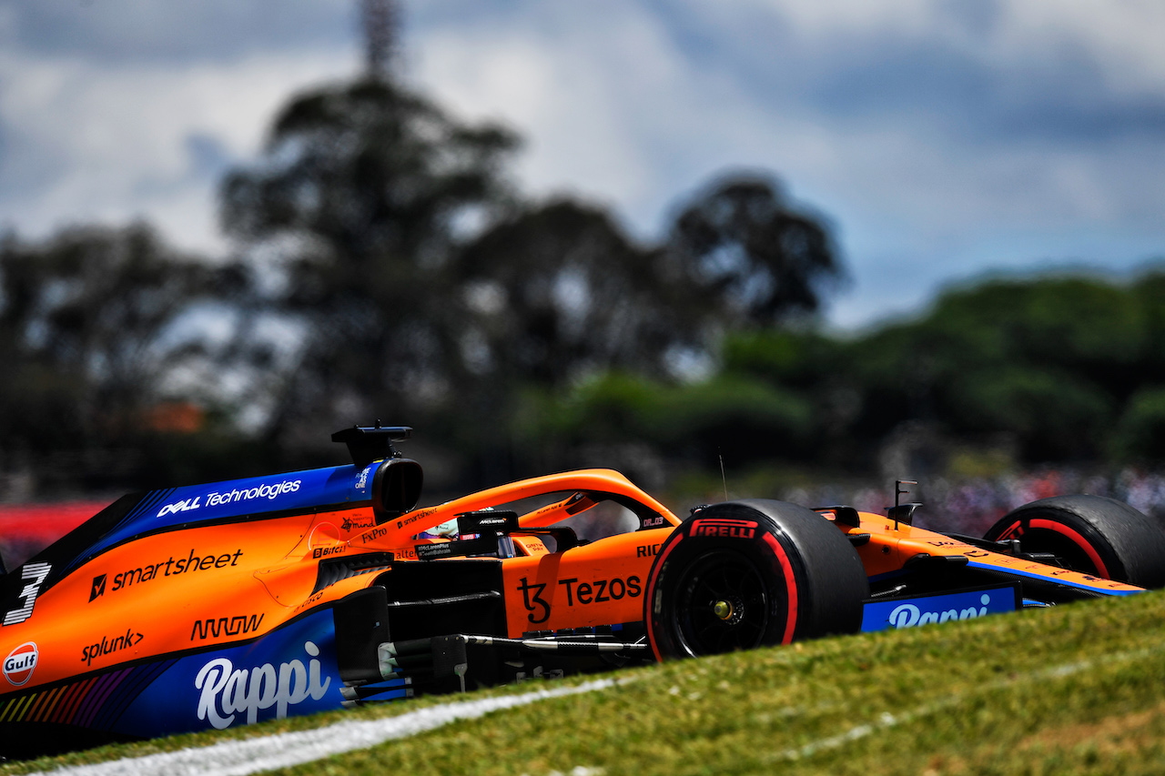 GP SAN PAOLO, Daniel Ricciardo (AUS) McLaren MCL35M.
13.11.2021. Formula 1 World Championship, Rd 19, Brazilian Grand Prix, Sao Paulo, Brazil, Sprint Gara Day.
- www.xpbimages.com, EMail: requests@xpbimages.com © Copyright: Carezzevoli / XPB Images