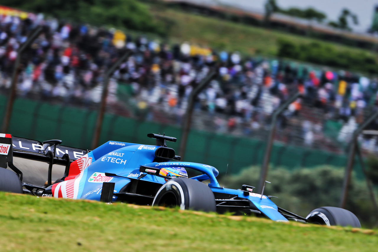 GP SAN PAOLO, Fernando Alonso (ESP) Alpine F1 Team A521.
12.11.2021. Formula 1 World Championship, Rd 19, Brazilian Grand Prix, Sao Paulo, Brazil, Qualifiche Day.
- www.xpbimages.com, EMail: requests@xpbimages.com © Copyright: XPB Images
