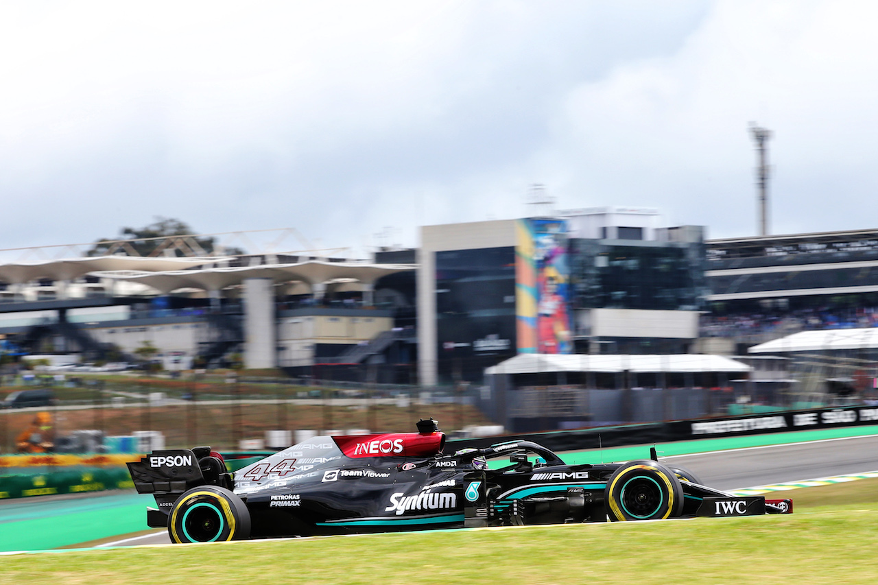 GP SAN PAOLO, Lewis Hamilton (GBR) Mercedes AMG F1 W12.
12.11.2021. Formula 1 World Championship, Rd 19, Brazilian Grand Prix, Sao Paulo, Brazil, Qualifiche Day.
- www.xpbimages.com, EMail: requests@xpbimages.com © Copyright: XPB Images