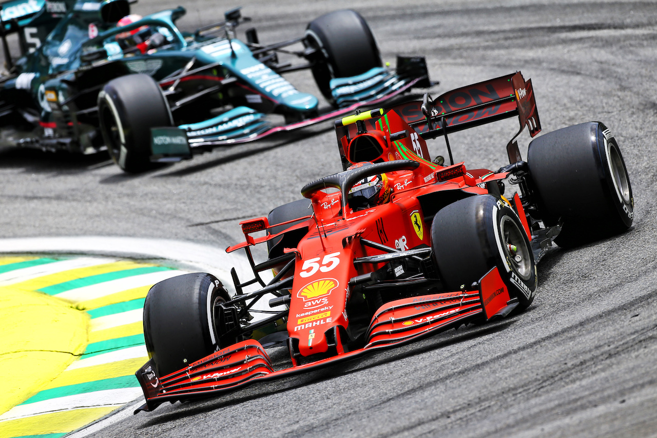 GP SAN PAOLO, Carlos Sainz Jr (ESP) Ferrari SF-21.
12.11.2021. Formula 1 World Championship, Rd 19, Brazilian Grand Prix, Sao Paulo, Brazil, Qualifiche Day.
- www.xpbimages.com, EMail: requests@xpbimages.com © Copyright: XPB Images