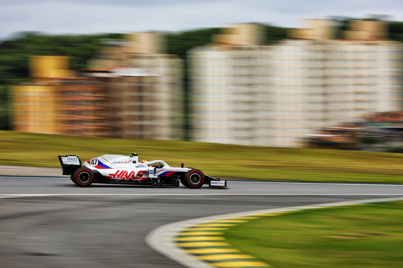 GP SAN PAOLO, Mick Schumacher (GER) Haas VF-21.
12.11.2021. Formula 1 World Championship, Rd 19, Brazilian Grand Prix, Sao Paulo, Brazil, Qualifiche Day.
- www.xpbimages.com, EMail: requests@xpbimages.com © Copyright: XPB Images