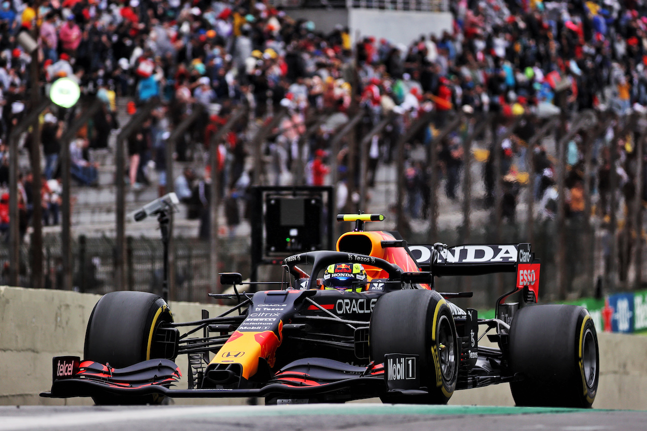 GP SAN PAOLO, Sergio Perez (MEX) Red Bull Racing RB16B.
12.11.2021. Formula 1 World Championship, Rd 19, Brazilian Grand Prix, Sao Paulo, Brazil, Qualifiche Day.
- www.xpbimages.com, EMail: requests@xpbimages.com © Copyright: Batchelor / XPB Images