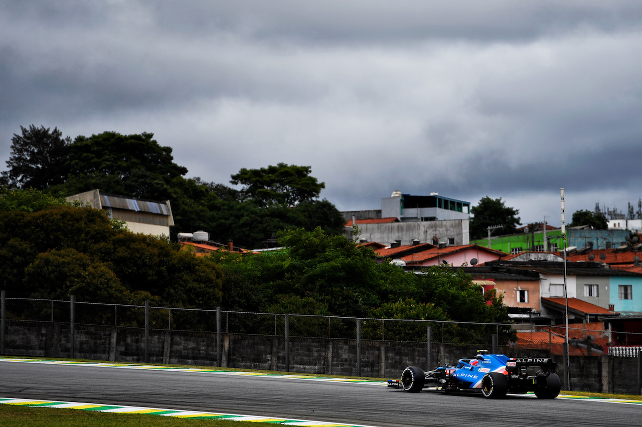GP SAN PAOLO, Esteban Ocon (FRA) Alpine F1 Team A521.
12.11.2021. Formula 1 World Championship, Rd 19, Brazilian Grand Prix, Sao Paulo, Brazil, Qualifiche Day.
- www.xpbimages.com, EMail: requests@xpbimages.com © Copyright: Carezzevoli / XPB Images