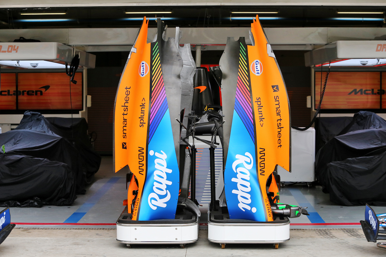 GP SAN PAOLO, McLaren MCL35M engine covers.
12.11.2021. Formula 1 World Championship, Rd 19, Brazilian Grand Prix, Sao Paulo, Brazil, Qualifiche Day.
- www.xpbimages.com, EMail: requests@xpbimages.com © Copyright: XPB Images