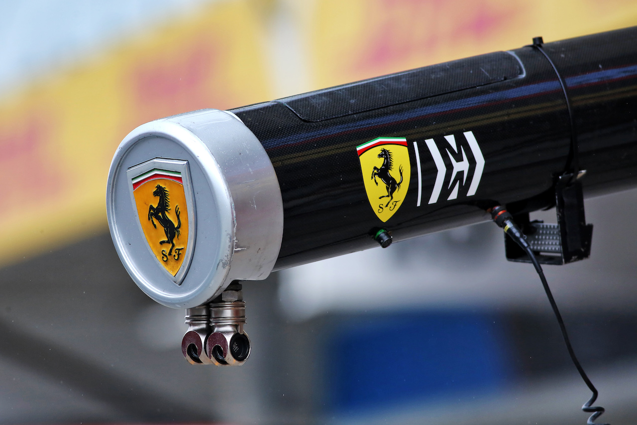 GP SAN PAOLO, Ferrari pit stop gantry.
12.11.2021. Formula 1 World Championship, Rd 19, Brazilian Grand Prix, Sao Paulo, Brazil, Qualifiche Day.
- www.xpbimages.com, EMail: requests@xpbimages.com © Copyright: XPB Images