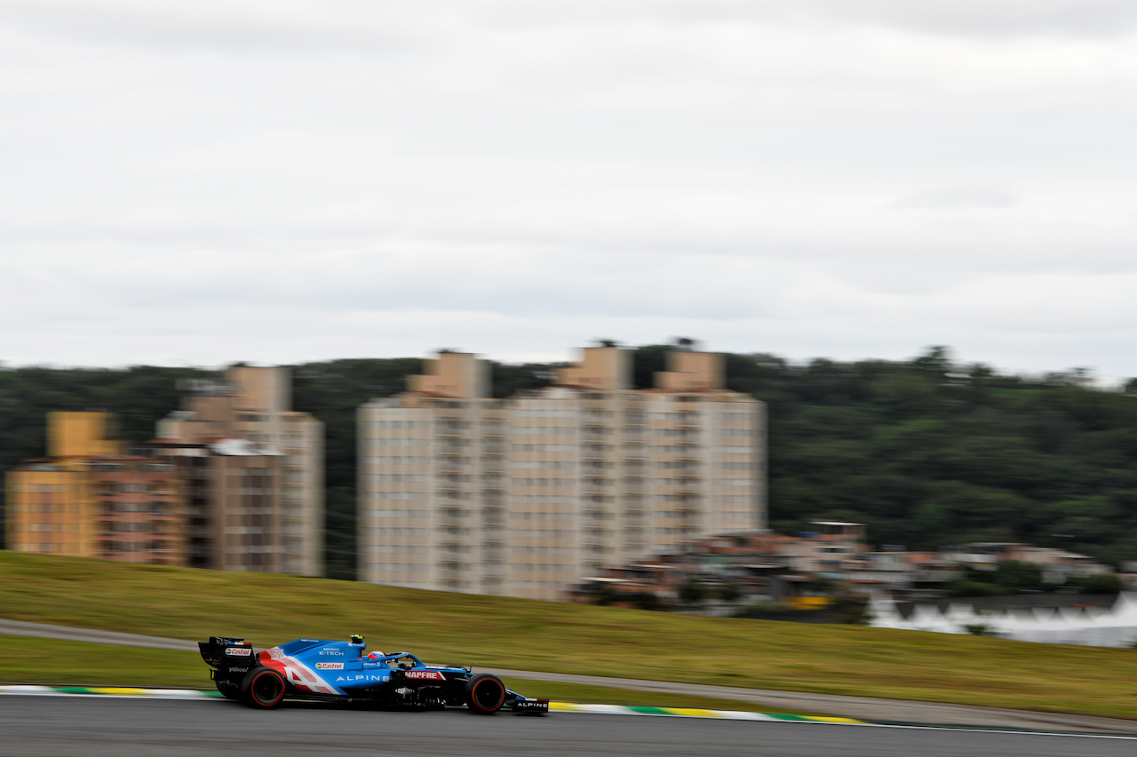 GP SAN PAOLO, Esteban Ocon (FRA) Alpine F1 Team A521.
12.11.2021. Formula 1 World Championship, Rd 19, Brazilian Grand Prix, Sao Paulo, Brazil, Qualifiche Day.
- www.xpbimages.com, EMail: requests@xpbimages.com © Copyright: Carezzevoli / XPB Images