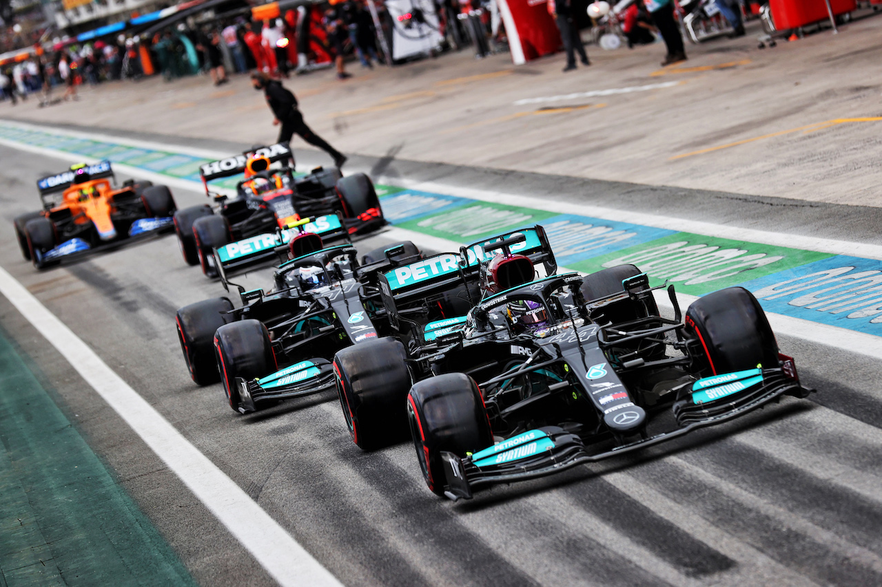 GP SAN PAOLO, Lewis Hamilton (GBR) Mercedes AMG F1 W12.
12.11.2021. Formula 1 World Championship, Rd 19, Brazilian Grand Prix, Sao Paulo, Brazil, Qualifiche Day.
- www.xpbimages.com, EMail: requests@xpbimages.com © Copyright: Batchelor / XPB Images