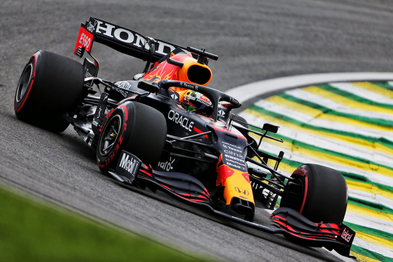 GP SAN PAOLO, Max Verstappen (NLD) Red Bull Racing RB16B.
12.11.2021. Formula 1 World Championship, Rd 19, Brazilian Grand Prix, Sao Paulo, Brazil, Qualifiche Day.
- www.xpbimages.com, EMail: requests@xpbimages.com © Copyright: XPB Images