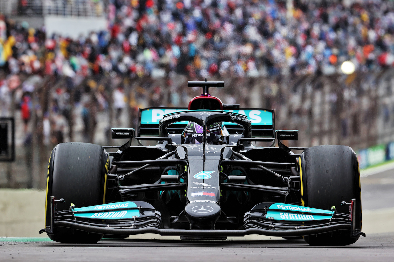 GP SAN PAOLO, Lewis Hamilton (GBR) Mercedes AMG F1 W12.
12.11.2021. Formula 1 World Championship, Rd 19, Brazilian Grand Prix, Sao Paulo, Brazil, Qualifiche Day.
- www.xpbimages.com, EMail: requests@xpbimages.com © Copyright: Batchelor / XPB Images