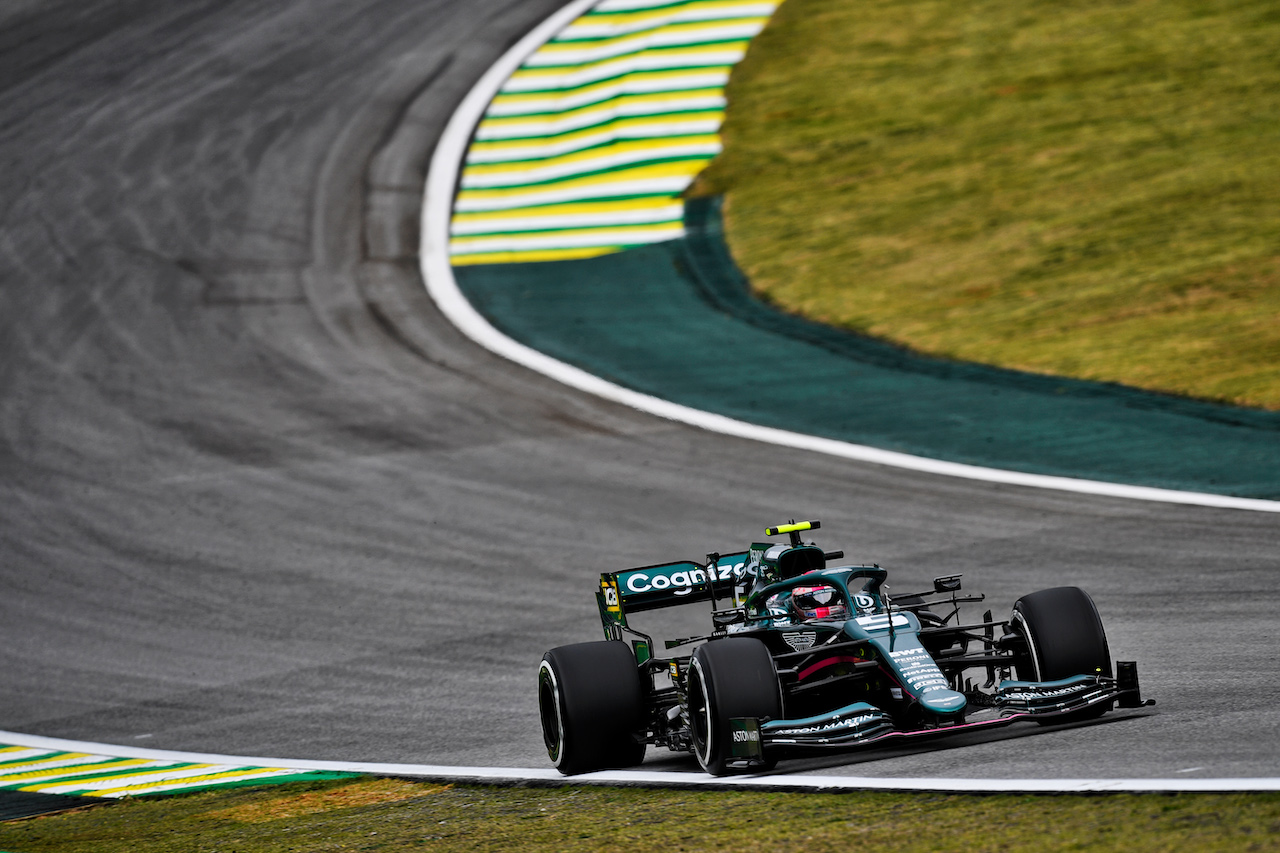 GP SAN PAOLO, Sebastian Vettel (GER) Aston Martin F1 Team AMR21.
12.11.2021. Formula 1 World Championship, Rd 19, Brazilian Grand Prix, Sao Paulo, Brazil, Qualifiche Day.
- www.xpbimages.com, EMail: requests@xpbimages.com © Copyright: Carezzevoli / XPB Images