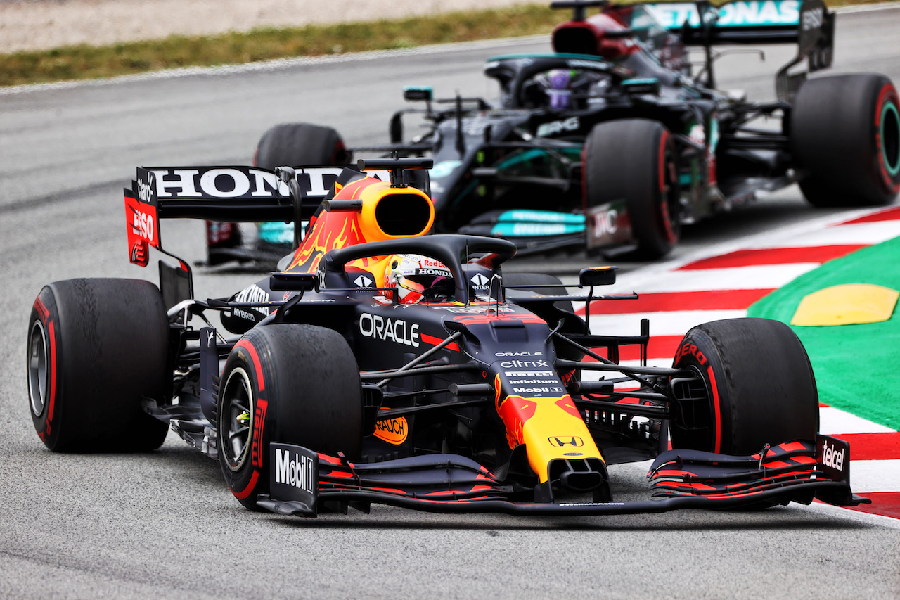 GP SPAGNA, Max Verstappen (NLD) Red Bull Racing RB16B.
09.05.2021. Formula 1 World Championship, Rd 4, Spanish Grand Prix, Barcelona, Spain, Gara Day.
- www.xpbimages.com, EMail: requests@xpbimages.com © Copyright: Moy / XPB Images