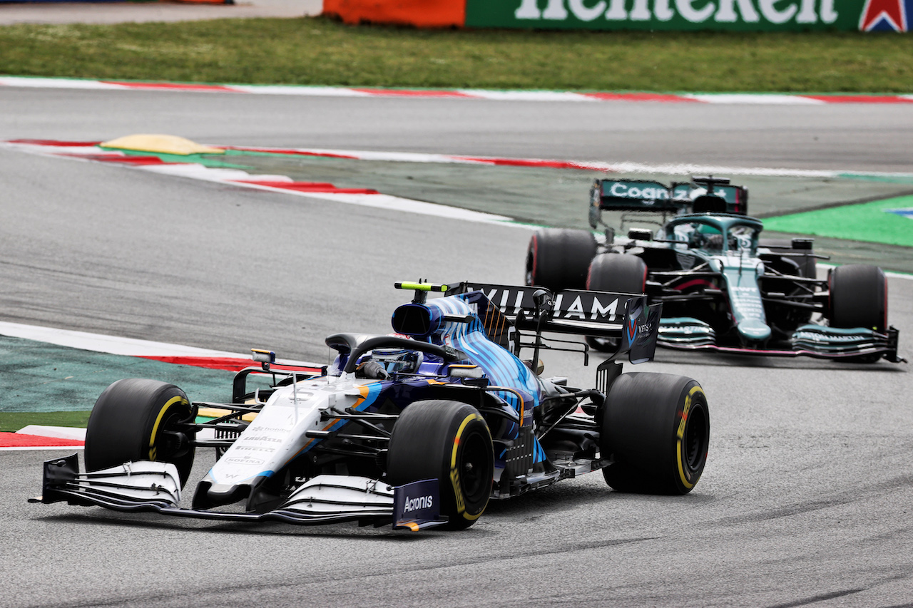 GP SPAGNA, Nicholas Latifi (CDN) Williams Racing FW43B.
09.05.2021. Formula 1 World Championship, Rd 4, Spanish Grand Prix, Barcelona, Spain, Gara Day.
- www.xpbimages.com, EMail: requests@xpbimages.com © Copyright: Batchelor / XPB Images