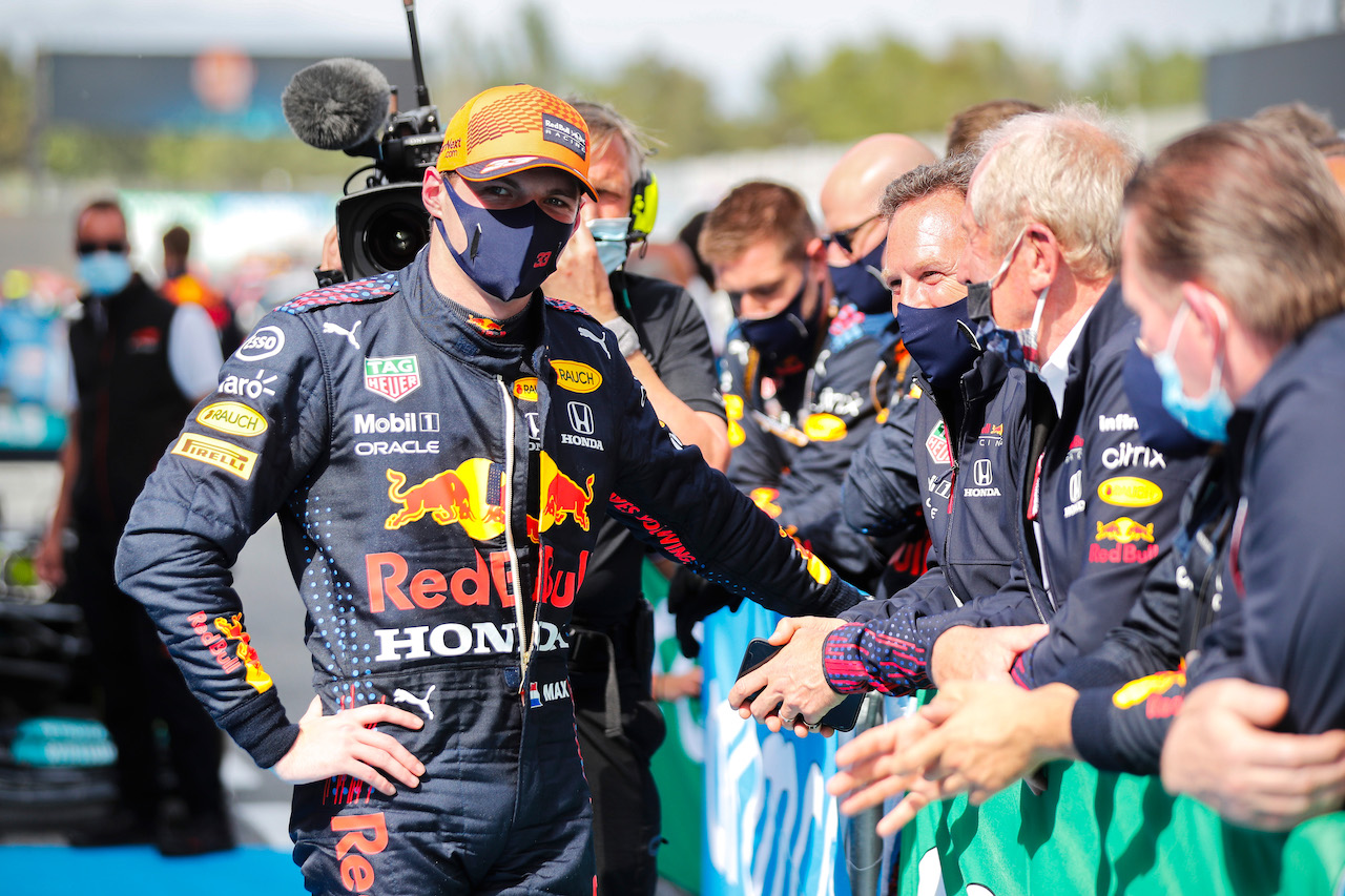 GP SPAGNA, Max Verstappen (NLD) Red Bull Racing in parc ferme with Christian Horner (GBR) Red Bull Racing Team Principal e Dr Helmut Marko (AUT) Red Bull Motorsport Consultant.
09.05.2021. Formula 1 World Championship, Rd 4, Spanish Grand Prix, Barcelona, Spain, Gara Day.
- www.xpbimages.com, EMail: requests@xpbimages.com © Copyright: FIA Pool Image for Editorial Use Only