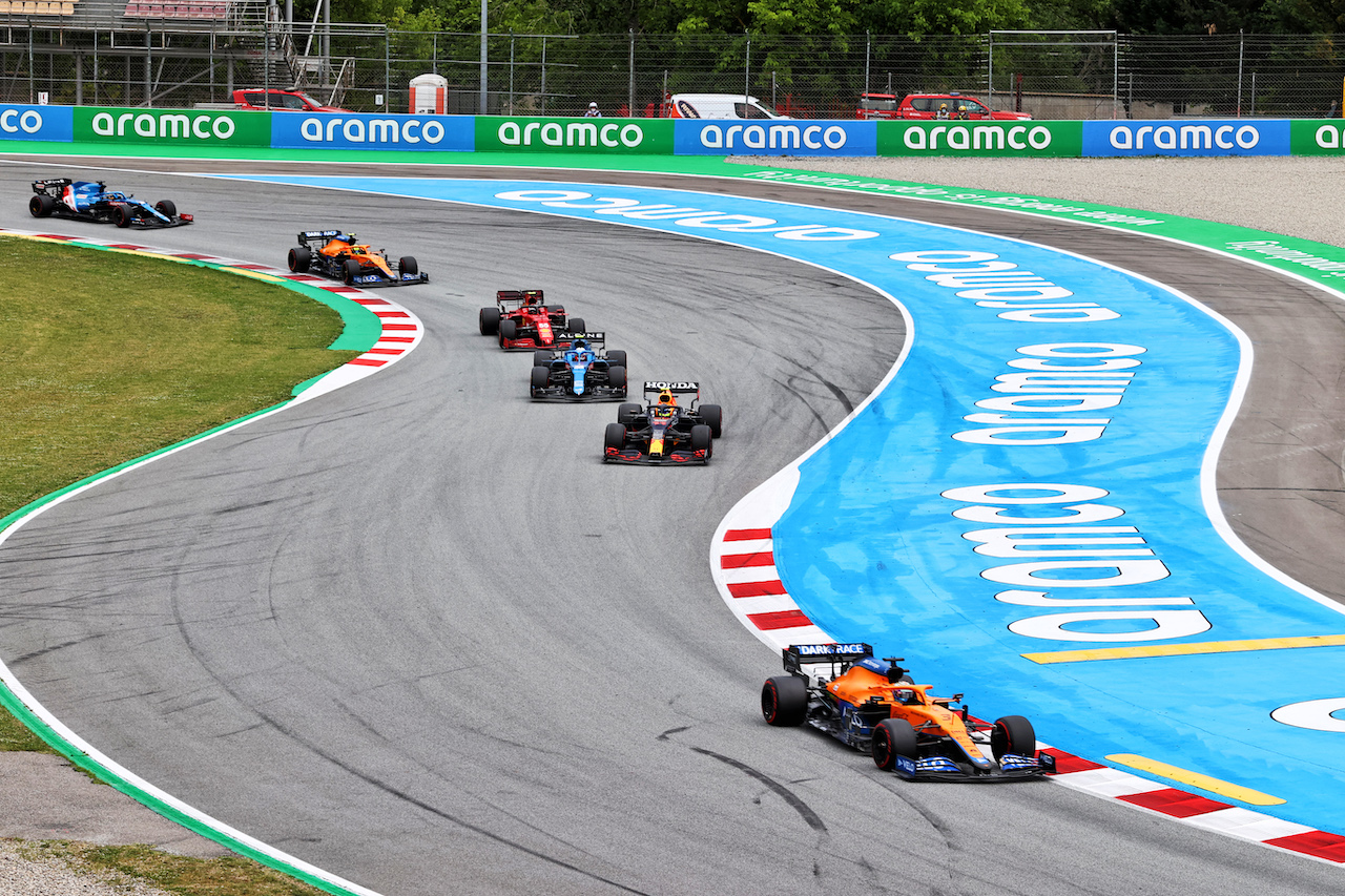GP SPAGNA, Daniel Ricciardo (AUS) McLaren MCL35M.
09.05.2021. Formula 1 World Championship, Rd 4, Spanish Grand Prix, Barcelona, Spain, Gara Day.
- www.xpbimages.com, EMail: requests@xpbimages.com © Copyright: Moy / XPB Images