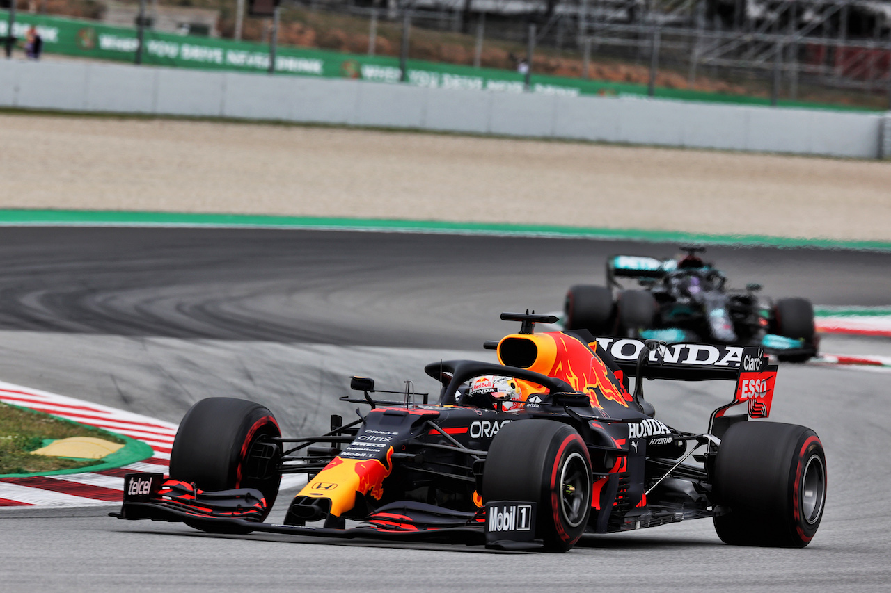 GP SPAGNA, Max Verstappen (NLD) Red Bull Racing RB16B.
09.05.2021. Formula 1 World Championship, Rd 4, Spanish Grand Prix, Barcelona, Spain, Gara Day.
- www.xpbimages.com, EMail: requests@xpbimages.com © Copyright: Batchelor / XPB Images