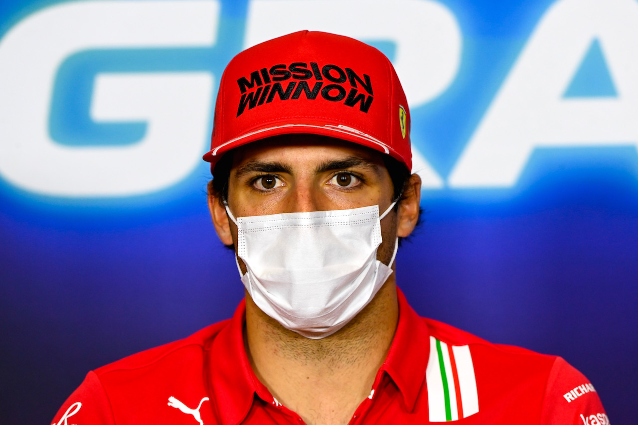 GP SPAGNA, Carlos Sainz Jr (ESP) Ferrari in the FIA Press Conference.
06.05.2021. Formula 1 World Championship, Rd 4, Spanish Grand Prix, Barcelona, Spain, Preparation Day.
- www.xpbimages.com, EMail: requests@xpbimages.com © Copyright: FIA Pool Image for Editorial Use Only