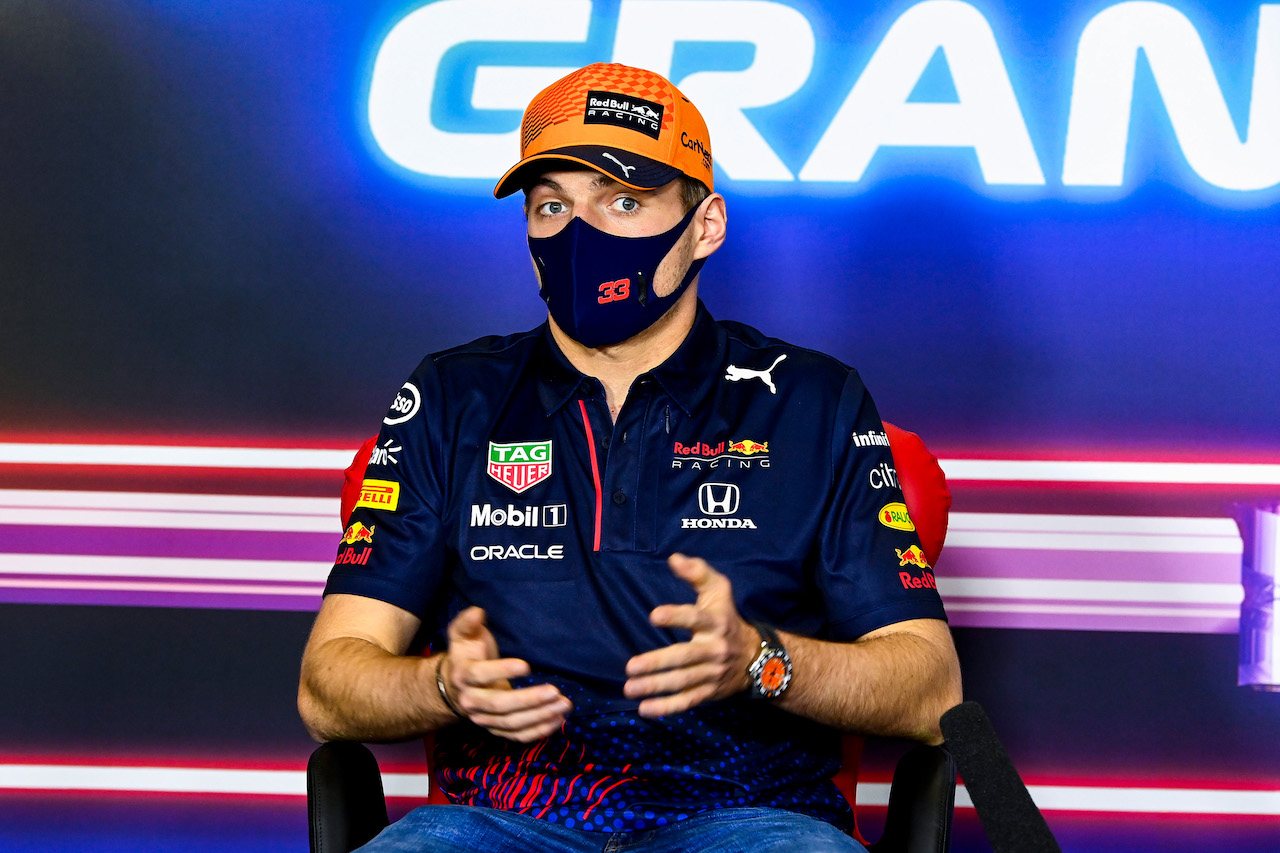 GP SPAGNA, Max Verstappen (NLD) Red Bull Racing in the FIA Press Conference.
06.05.2021. Formula 1 World Championship, Rd 4, Spanish Grand Prix, Barcelona, Spain, Preparation Day.
- www.xpbimages.com, EMail: requests@xpbimages.com © Copyright: FIA Pool Image for Editorial Use Only